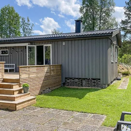 Holiday home 5 Bedroom Lovely Home In Trogstad